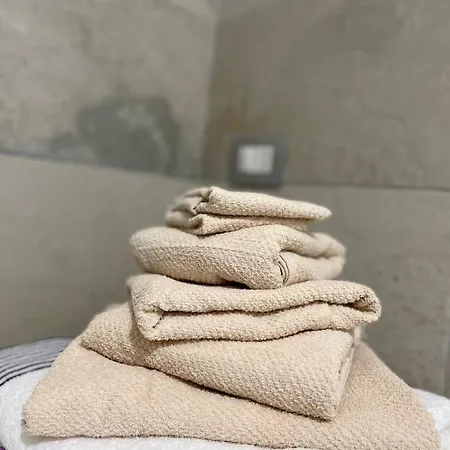 아파트 Bilocale Dimora Raffaella 토레 라필로