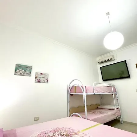 Bilocale Dimora Raffaella 아파트 *